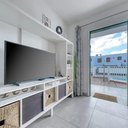 Carpe Diem - Pool View By Lanzarote Appartement Puerto del Carmen (Lanzarote)