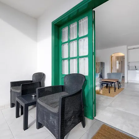 Carpe Diem - Shared Pool By Lanzarote Puerto del Carmen (Lanzarote)